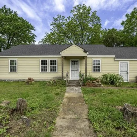 Buy this 3 bed house on 2107 Delano Drive in Riverside Park, Chattanooga