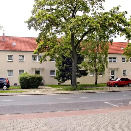 Rent this 2 bed apartment on Kaiserswerther Straße 218 in 47259 Duisburg, Germany