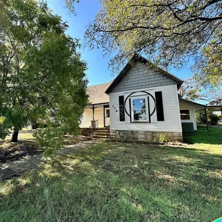 Image 2 - 177 East North Street, Hico, Hamilton County, TX 76457, USA - House for sale