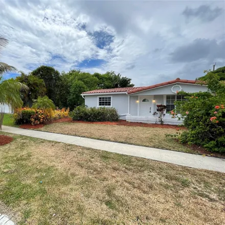 Image 4 - 3292 Northwest 42nd Street, Lauderdale Lakes, FL 33309, USA - House for sale