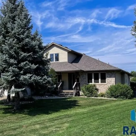 Buy this 4 bed house on 7262 West Harvard Drive in Sioux Falls, SD 57106