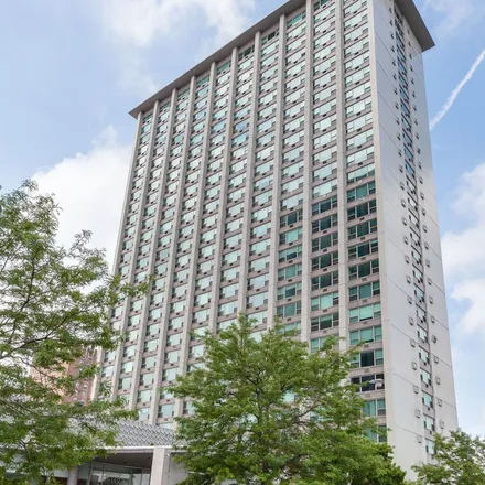 Rent this 2 bed apartment on Lake Shore Drive & Addison in North Lake Shore Drive, Chicago