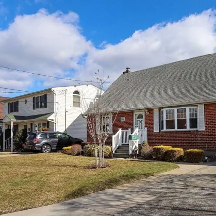 Buy this 4 bed house on 243 Jamaica Boulevard in Carle Place, NY 11514