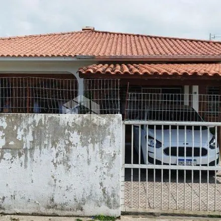 Buy this 6 bed house on Travessa Montevidéo in Ingleses do Rio Vermelho, Florianópolis - SC
