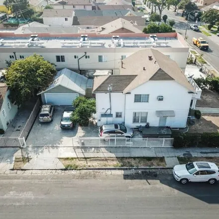 Image 1 - 4590 Rosewood Avenue, Los Angeles, CA 90004, USA - House for sale