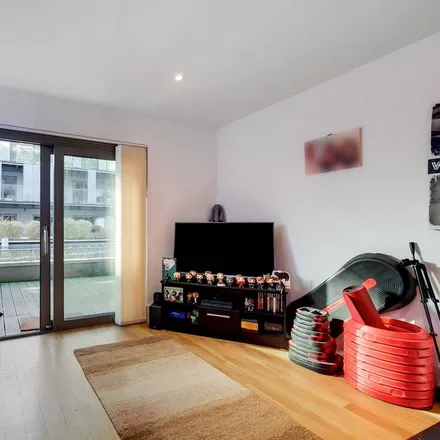 Rent this 2 bed apartment on Station Way in London, SE18 6UY