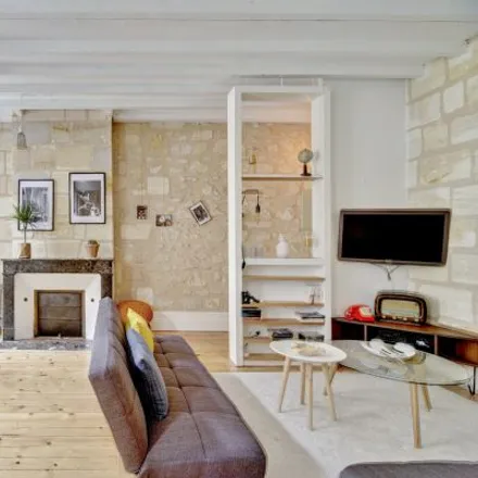 Image 1 - 13 Rue Cornac, 33000 Bordeaux, France - Apartment for rent