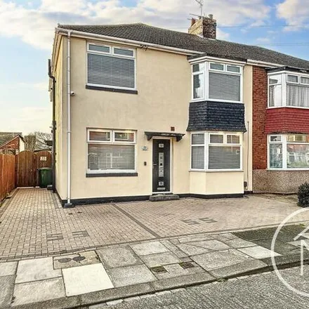 Buy this 4 bed duplex on Belmont Avenue in Billingham, TS22 5HG