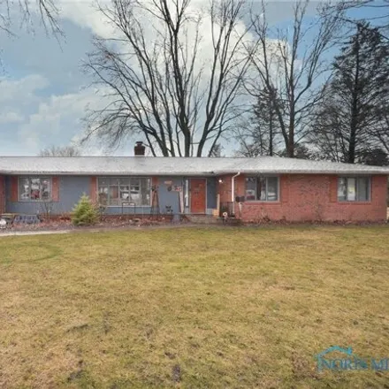 Buy this 4 bed house on 401 Eastlawn Drive in North Baltimore, Wood County