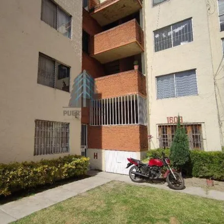 Rent this 2 bed apartment on Calle Marlla Arzate Díaz de León in Paseos del Sol, 45079 Santa Ana Tepetitlán