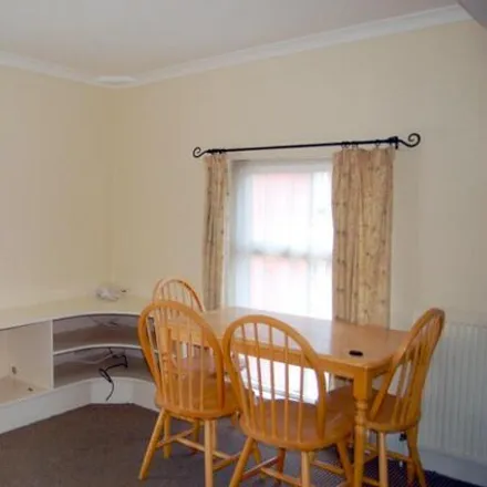 Image 2 - Priory Road, Sheffield, S7 1LX, United Kingdom - Apartment for rent
