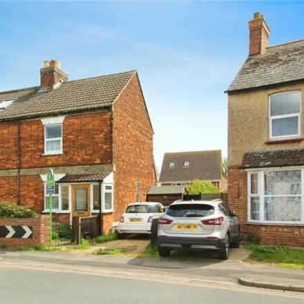 Buy this 2 bed duplex on Bunyan Road in Kempston, MK42 8HL