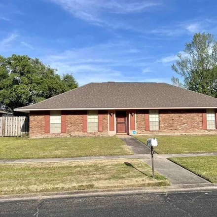 Rent this 4 bed house on 3774 Canyonland Drive in Clearmont, Baton Rouge