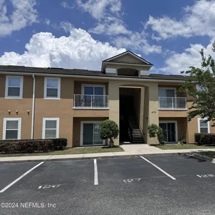 Rent this 3 bed condo on 5785 Ortega View Way in Jacksonville, FL 32244