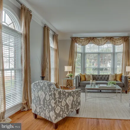 Image 7 - 6801 Valley Brook Drive, West Falls Church, VA 22042, USA - House for rent