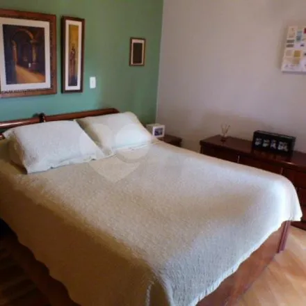 Buy this 3 bed apartment on Rua Maestro Torquato Amoré in Vila Sônia, São Paulo - SP