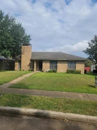 Buy this 3 bed house on 6114 Big Bend Drive in Mesquite, TX 75150