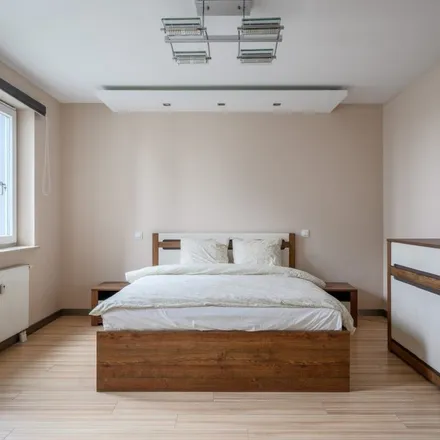 Rent this 3 bed apartment on Ośrodek Szkolno-Wychowawczy dla Głuchych im. Jana Siestrzyńskiego in Łucka, 00-842 Warsaw