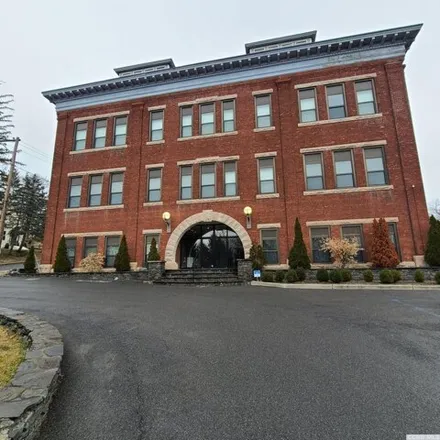 Rent this 1 bed apartment on 13 Academy Street in Village of Catskill, Greene County