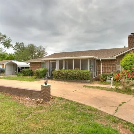 Buy this 4 bed house on 507 Southwest 50th Street in Oklahoma City, OK 73109