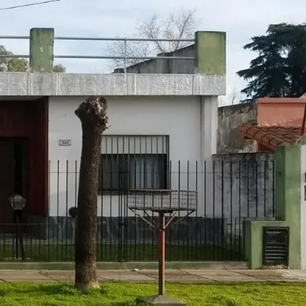 Buy this studio house on Dardo Rocha 1899 in Arca Oeste, Moreno