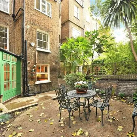 Image 8 - 27 Clarendon Gardens, London, W9 1BL, United Kingdom - Apartment for sale