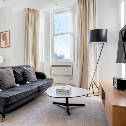 Rent this 2 bed apartment on 262 Earl's Court Road in London, SW5 9RF