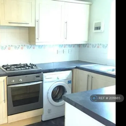 Image 4 - Newry Park East, Chester, CH2 2AS, United Kingdom - Apartment for rent