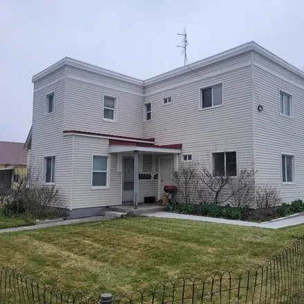 Buy this 6 bed house on Maple Street Laundry in Maple Street, Idaho Falls