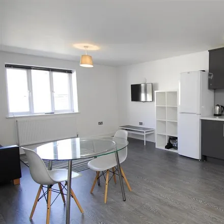 Rent this 2 bed apartment on Belgrave Lane in Plymouth, PL4 7DB