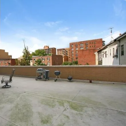 Image 5 - 23-19 31st Avenue, New York, NY 11102, USA - Apartment for rent
