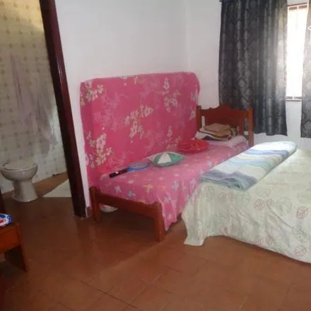 Buy this 2 bed house on Rua Santa Luzia in Vila Caiçara, Praia Grande - SP