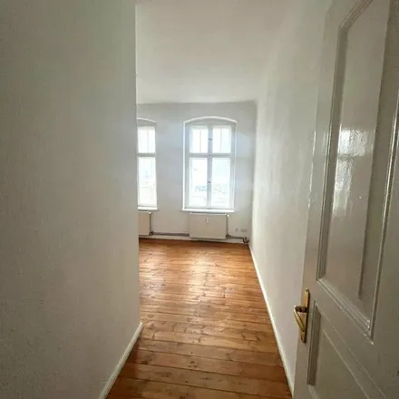 Image 2 - Heegermühler Straße 11, 16225 Eberswalde, Germany - Apartment for rent