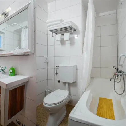 Image 8 - Ark partmani, Ivankova ulica, 21311 Stobreč, Croatia - Apartment for rent