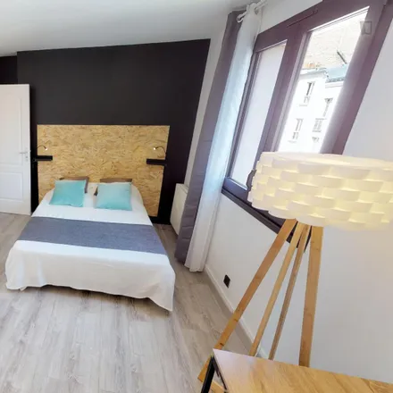 Rent this 5 bed room on 2 Villa des Glizières in 75016 Paris, France