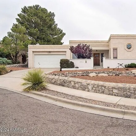 Buy this 4 bed house on 2202 Durango Court in Las Cruces, NM 88011