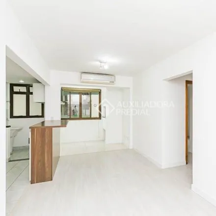 Rent this 2 bed apartment on Avenida Icaraí in Cristal, Porto Alegre - RS