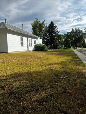 Image 4 - 617 South Illinois Street, Conrad, MT 59425, USA - House for sale