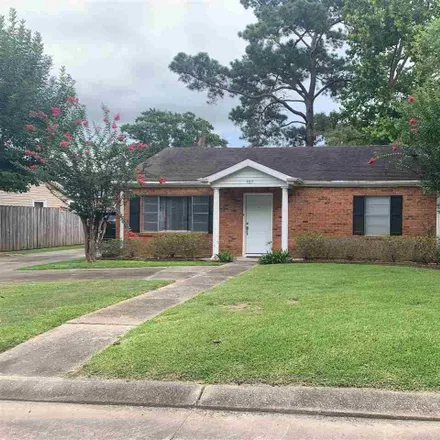 Buy this 2 bed house on 507 July Drive in Houma, LA 70360