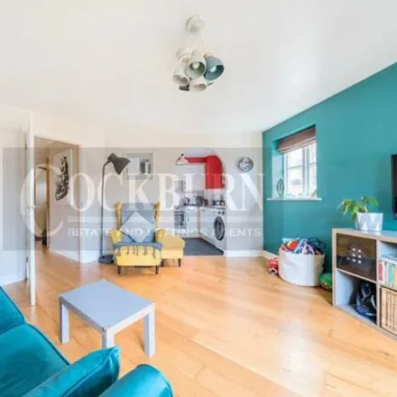 Image 5 - 57 Avery Hill Road, South End, London, SE9 2BJ, United Kingdom - Apartment for sale