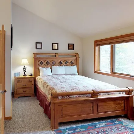Rent this 3 bed condo on Vail in CO, 81657