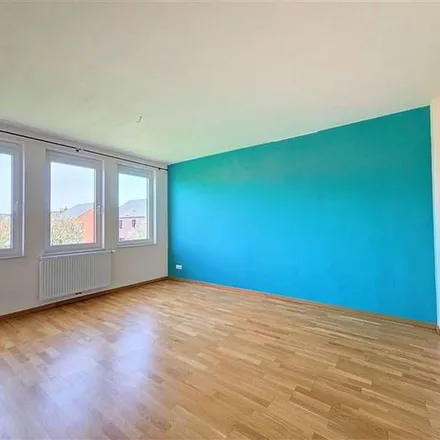 Rent this 3 bed apartment on Avenue du Ponant 35 in 5030 Gembloux, Belgium