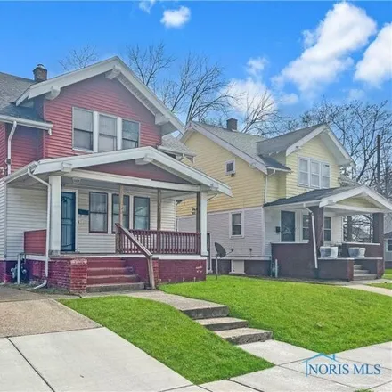 Buy this 3 bed house on 1822 Foster Avenue in Toledo, OH 43607