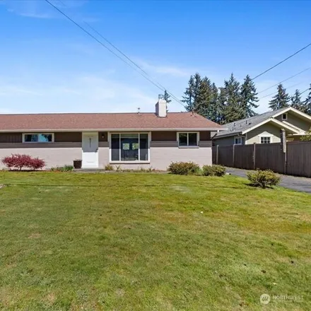 Buy this 3 bed house on 6327 188th Street Southwest in Lynnwood, WA 98037