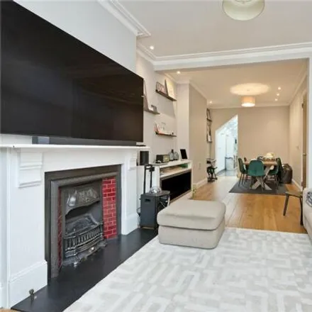 Image 9 - 1 Crowthorne Road, London, W10 6RN, United Kingdom - Townhouse for sale