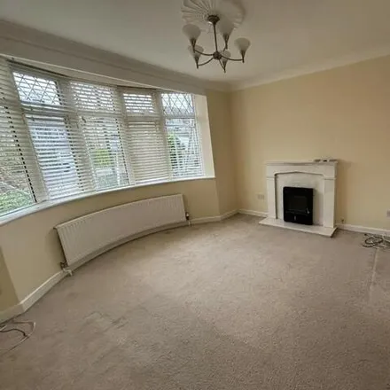 Image 3 - Yewstock Crescent West, Chippenham, United Kingdom - House for rent