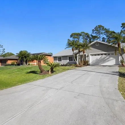 Buy this 3 bed house on 4112 Sandune Avenue in North Port, FL 34287