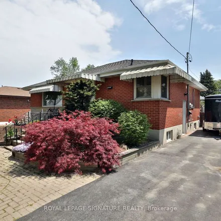 Rent this 2 bed apartment on 166 Fernwood Crescent in Hamilton, ON L8T 3L4