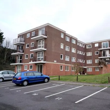 Rent this 2 bed apartment on Surrey Road in Seaford, BN25 2NF