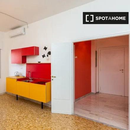 Image 3 - Carlo Porta, Via Carlo Porta, 00153 Rome RM, Italy - Apartment for rent